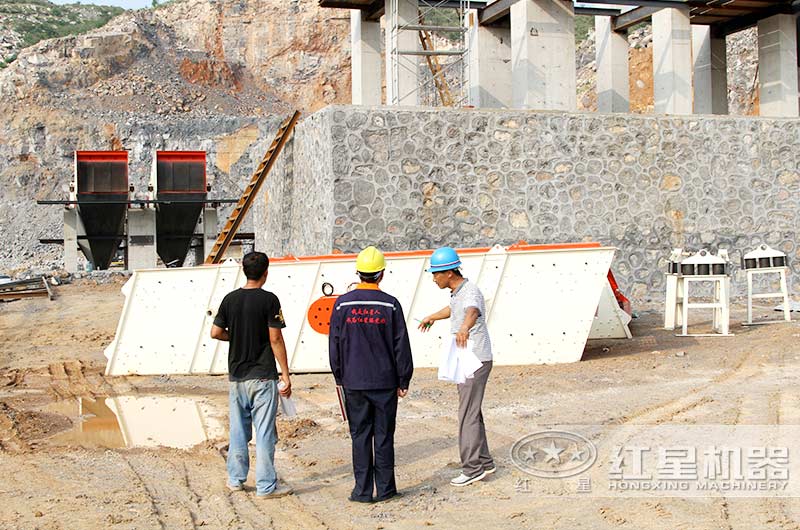 紅星師傅為客戶搭建生產(chǎn)線現(xiàn)場實拍