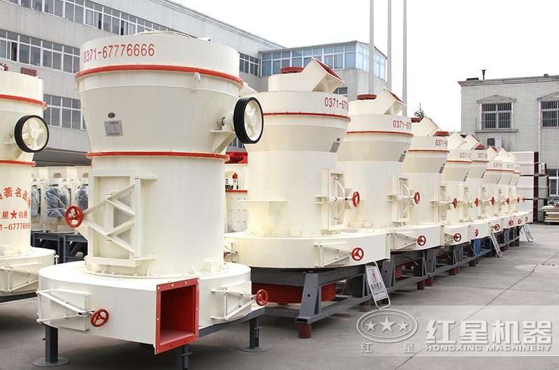 雷蒙磨粉機(jī)車(chē)間實(shí)拍圖