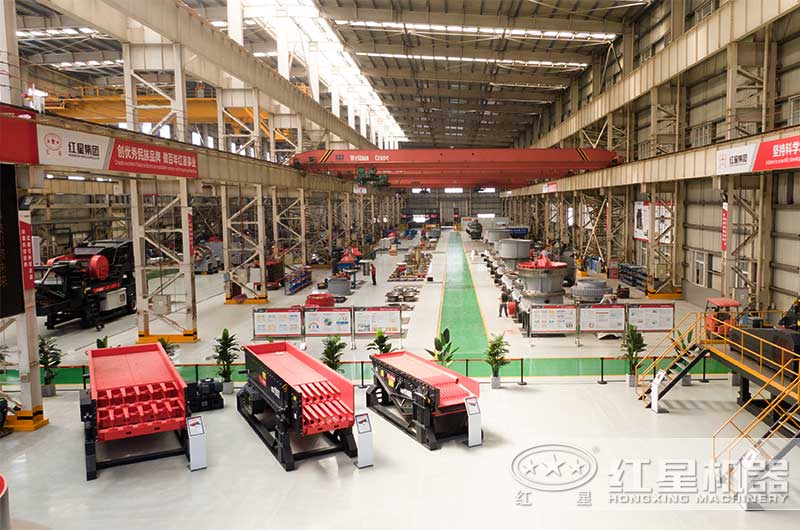 粉石頭機(jī)器廠家車間實拍