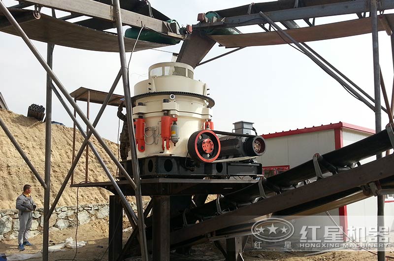 時(shí)產(chǎn)200噸混凝土碎石生產(chǎn)線現(xiàn)場實(shí)拍圖