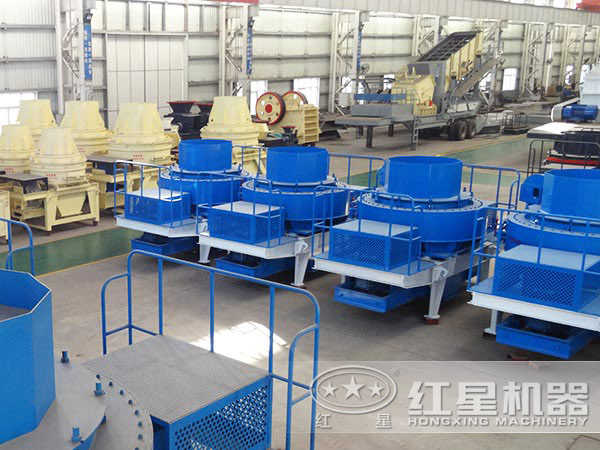 沖擊式破碎機(jī)型號(hào)多樣