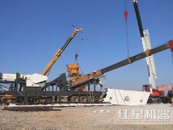 紅星一體化車載移動破沙機生產現場