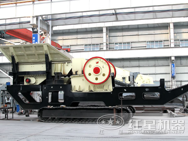 履帶式移動(dòng)液壓破碎機(jī)