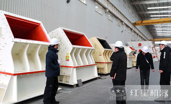 用戶來廠參觀試機(jī)