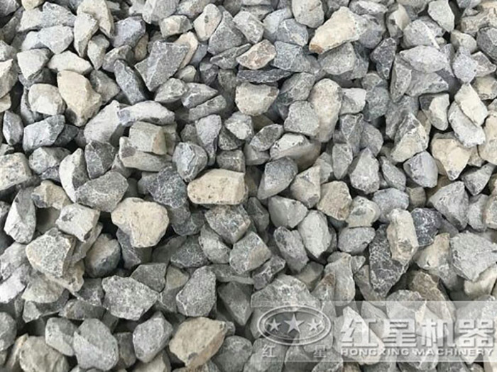 經(jīng)汽車(chē)移動(dòng)打石機(jī)處理后的13石子