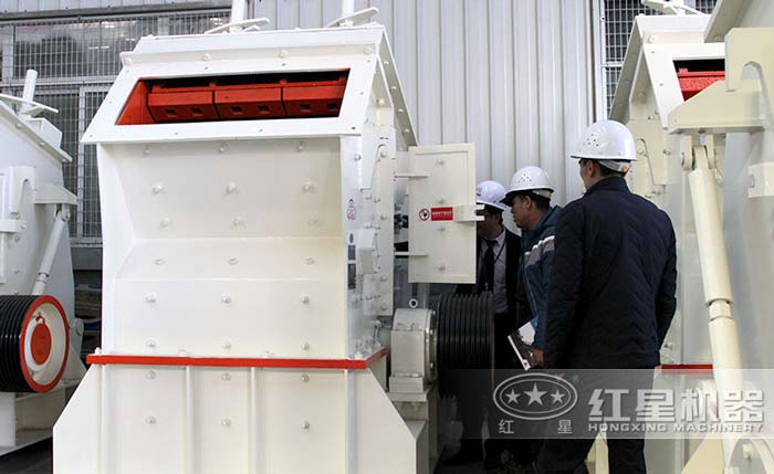 機(jī)制砂加工過程中常用到的二破設(shè)備