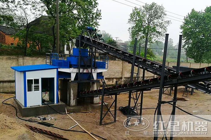 石頭制砂機(jī)作業(yè)現(xiàn)場圖