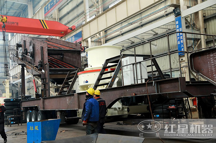 紅星機器移動制砂機加工車間