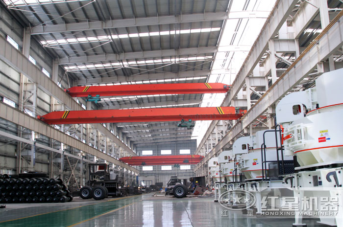 制砂機(jī)生產(chǎn)車(chē)間