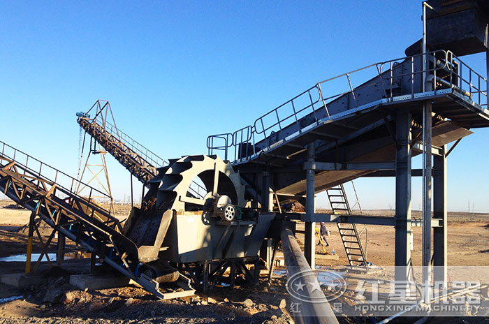 石粉洗砂機(jī)作業(yè)現(xiàn)場(chǎng)