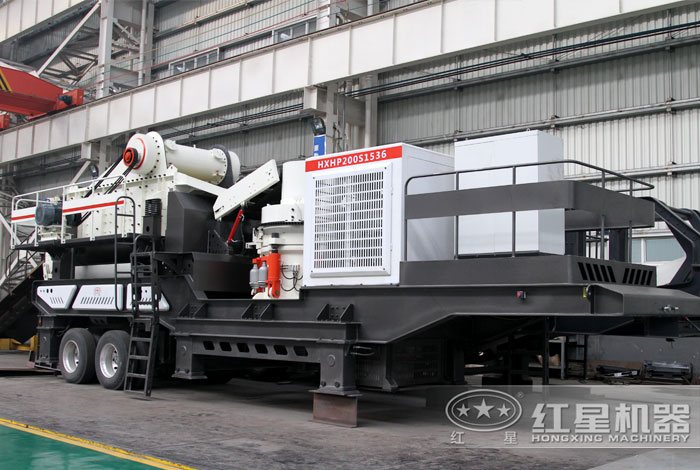 輪胎式環(huán)保建筑垃圾破碎機