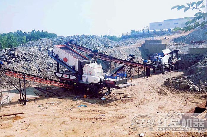 露天煤礦移動(dòng)破碎站客戶現(xiàn)場(chǎng)