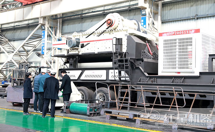 客戶到紅星廠區(qū)直接參觀考察設(shè)備