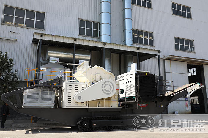 搭配細碎機的履帶式移動制砂機設(shè)備