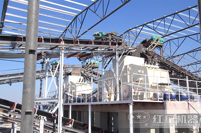 紅星河北用戶大型石料粉碎機(jī)作業(yè)現(xiàn)場(chǎng)