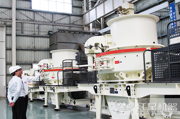 HVI沖擊式制砂機客戶到廠參觀考察