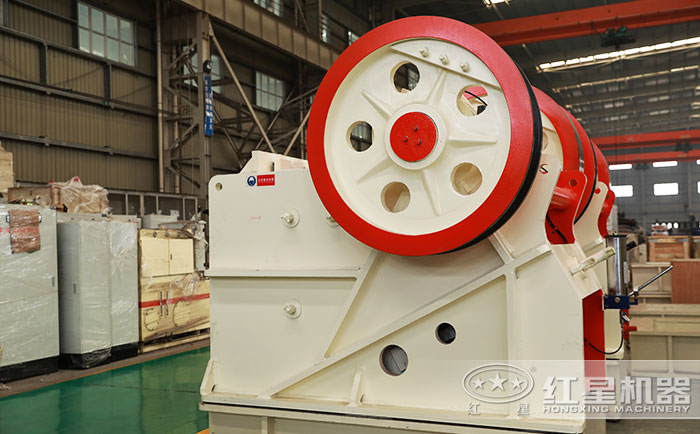 大型顎式破碎機(jī)廠家直銷價格更優(yōu)惠