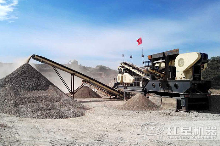 紅星福建用戶車載石料加工機(jī)作業(yè)現(xiàn)場(chǎng)