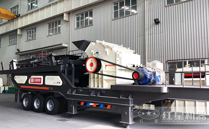 輪胎式移動細(xì)碎機設(shè)備