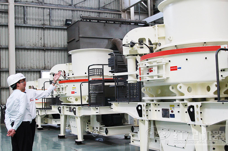 客戶到紅星廠區(qū)參觀機制河沙設(shè)備