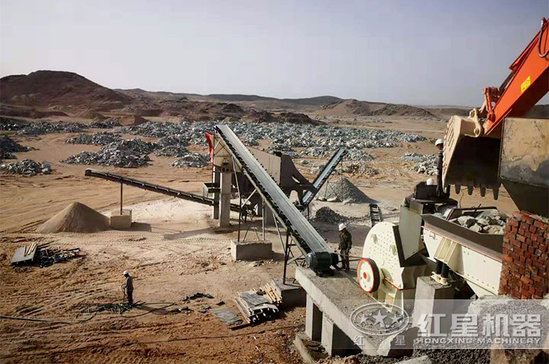 PCZ重錘式破碎機(jī)現(xiàn)場(chǎng)