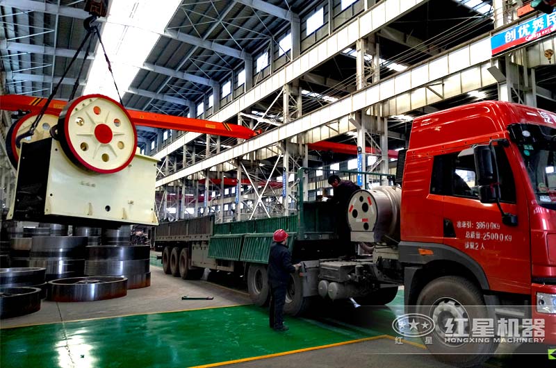 紅星廠家在生產車間的發(fā)貨現場