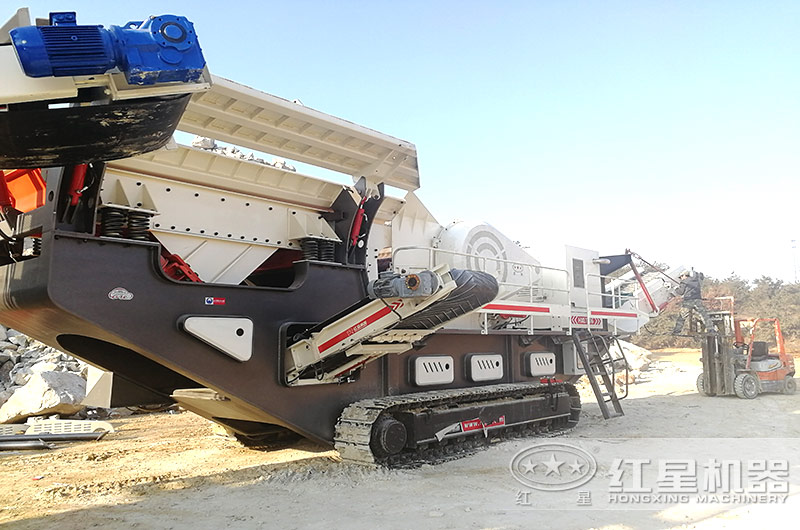 顎式移動破碎機設(shè)備——履帶式